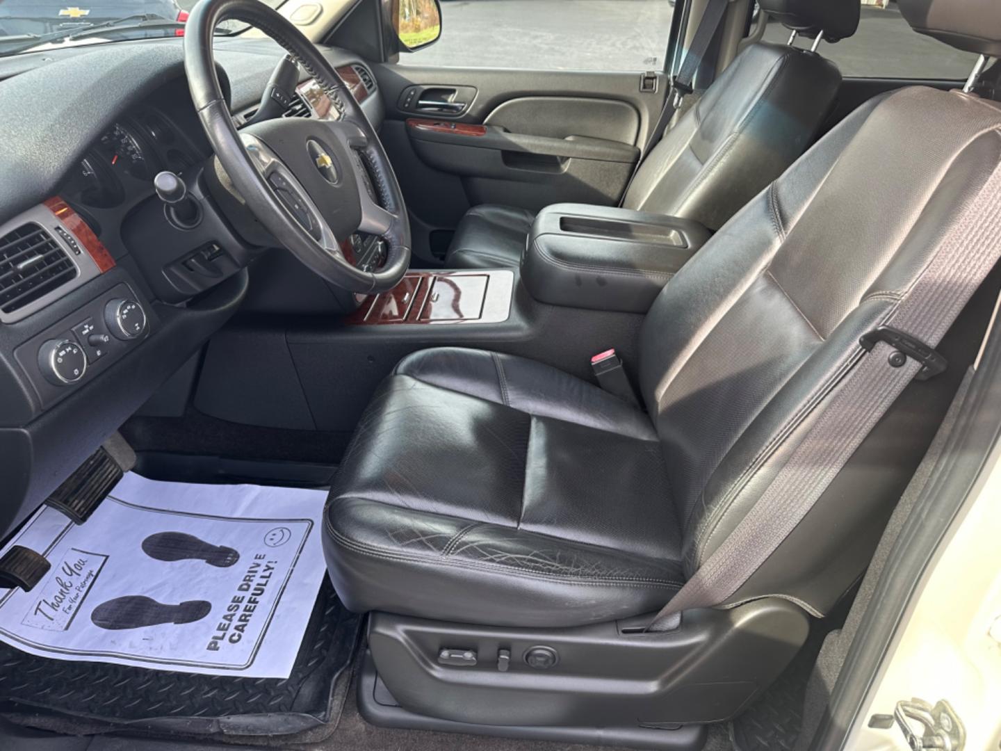 2011 White /BLACK Chevrolet Avalanche (3GNTKGE31BG) with an 8 engine, automatic transmission, located at 8464 Route 219, Brockway, PA, 15824, (814) 265-1330, 41.226871, -78.780518 - WOW...just traded in 2011 Chev Avalanche LTZ with leather, power/heated/cool seats, sunroof, DVD, hitch, and ONLY 64000 miles. Serviced and ready to go. Hard to find and we have the right one. - Photo#2